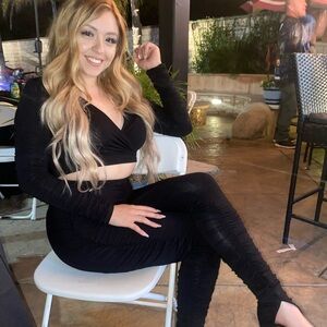 Black Fashion Nova 2 piece crop top